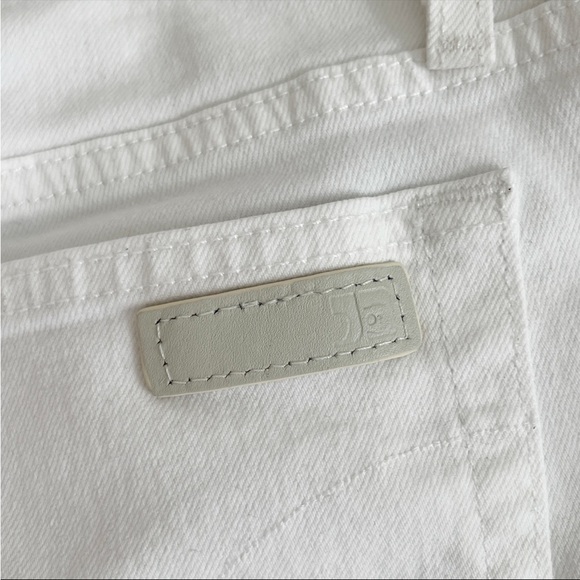 Joe's Skinny Booty Fit Jeans in Justen White 28 - Picture 15 of 16